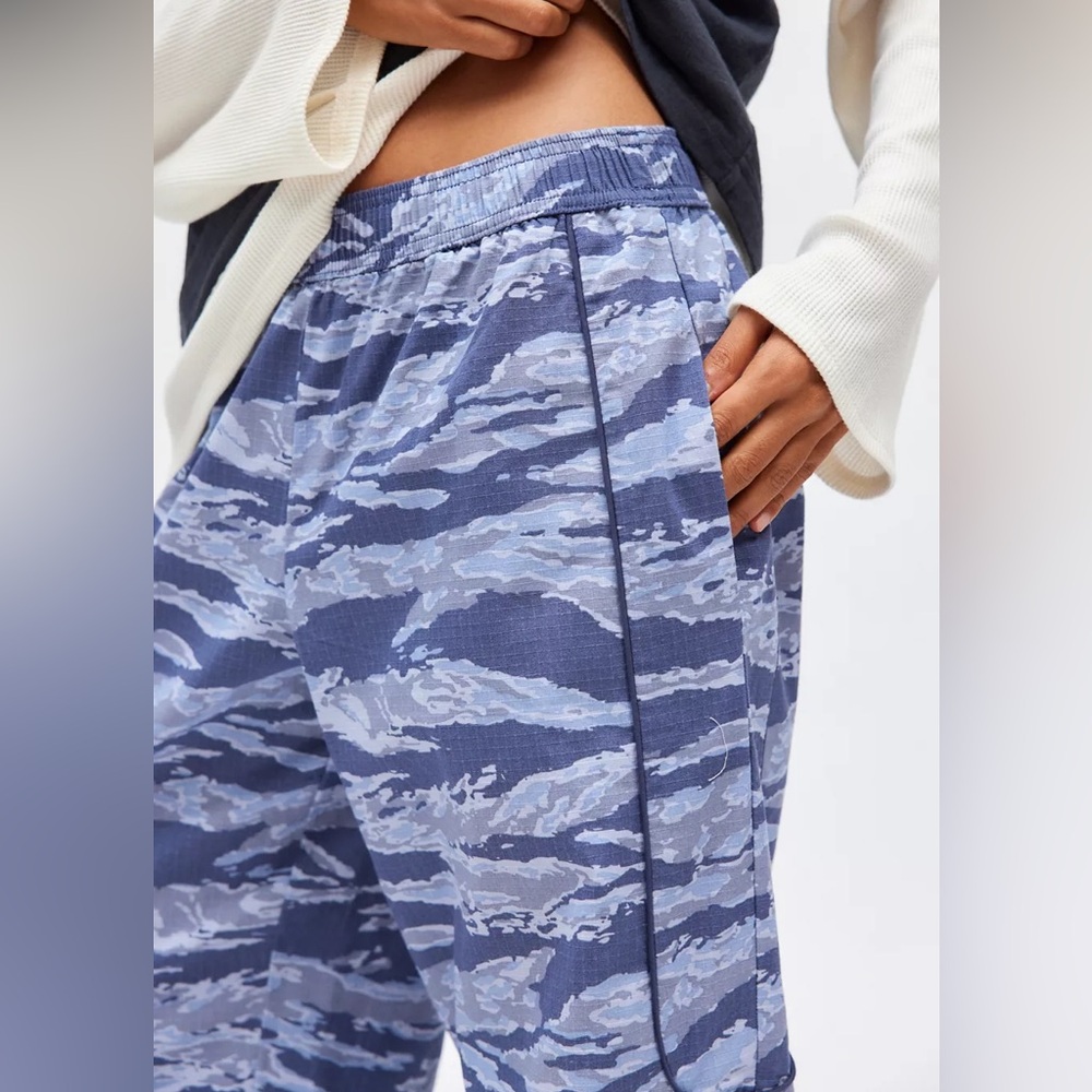 BDG Blue Camo Track Pants - Picture 5 of 7